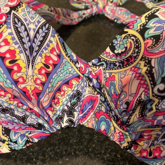 Victoria's Secret Paisley Swim Top - Picture 5 of 14